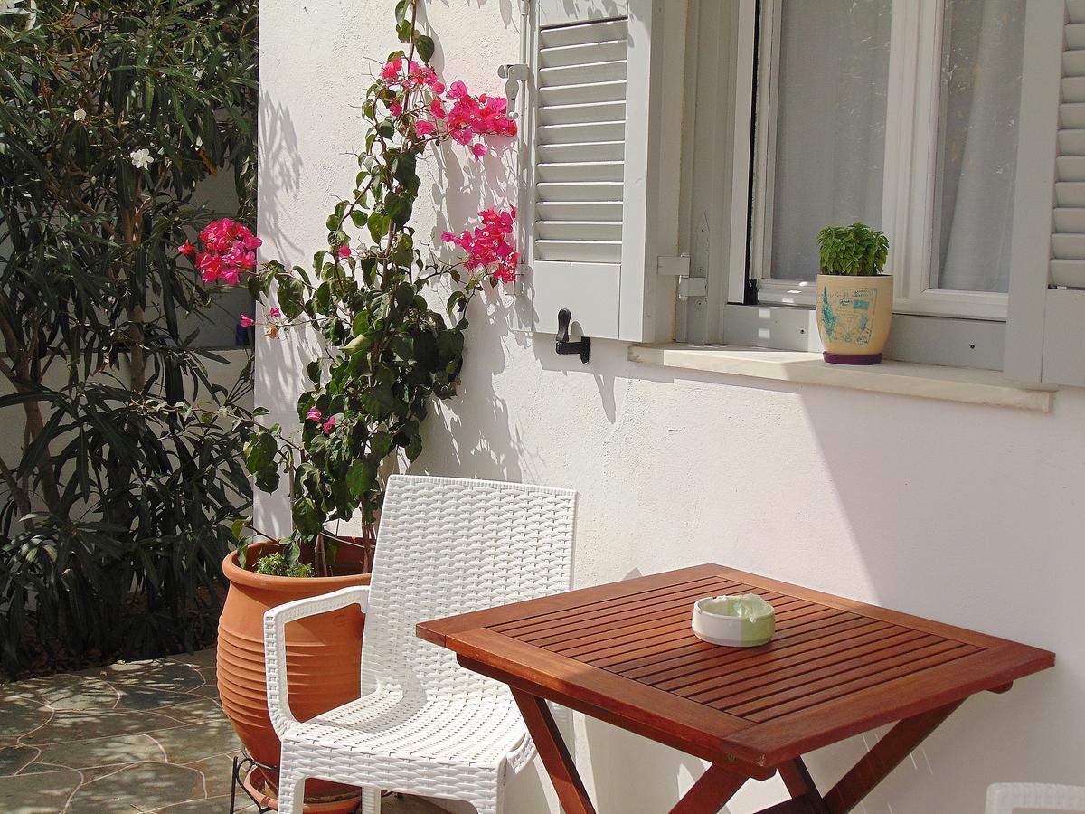 George'S Place Sifnos - Apartments Apollonía Exterior foto
